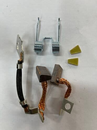 Опель ! Щётки стартера на OPEL !
Запчасти оригинальные!