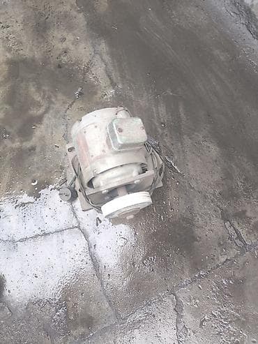 Продаю советскую точилу, наждак в хорошем рабочем состоянии на 220в