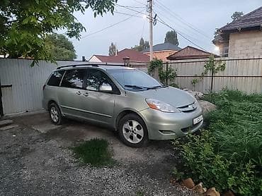 таета минивен: Toyota Sienna: 2005 г., Минивэн — 6