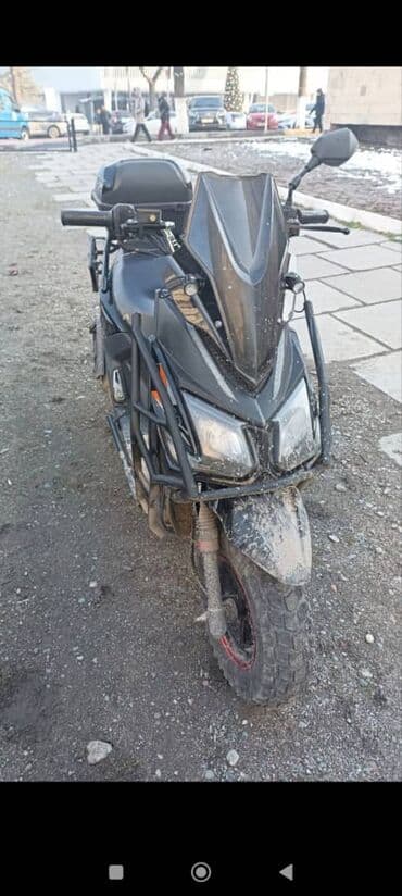 мотор на мопед: Тип скутера 150 куб. см, Бензин — 1