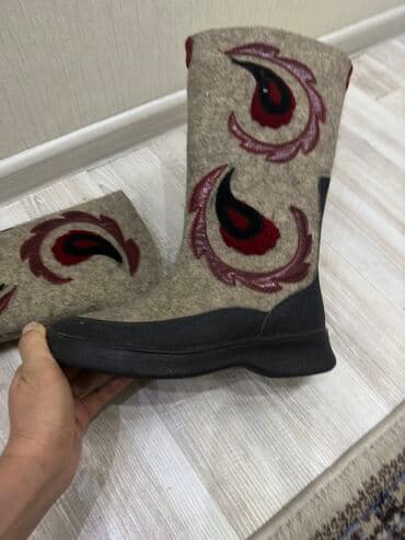 женские зимние сапоги из натуральной кожи и меха: Сапоги женские 37-38 размер — 1