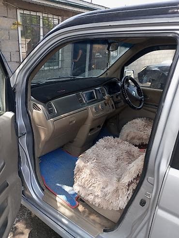 крыло спада: Honda Stepwgn: 2002 г., Автомат, Бензин, Минивэн — 3