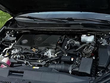 e2 byd: Toyota Camry: 2019 г., 2.5 л, Автомат, Гибрид, Седан — 8