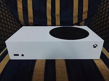 Продаю Игровую консоль Xbox Series S (белая) в комплекте с 14 игровыми — 4