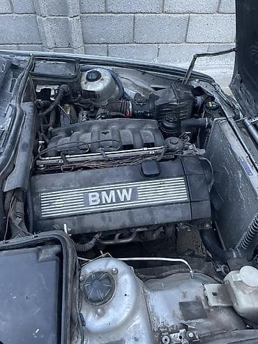 e39 капот: BMW 5 series: 1990 г., 2.8 л, Механика, Бензин, Седан — 8