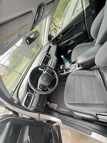 Kia Sorento: 2019 г., 2.4 л, Автомат, Бензин, Внедорожник — 5