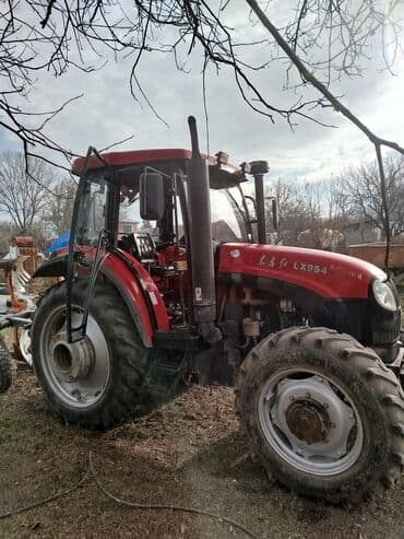 домкрат 5т: Трактор колесный YTO LX954 - Модель: YTO LX954 (надпись на капоте) - — 6