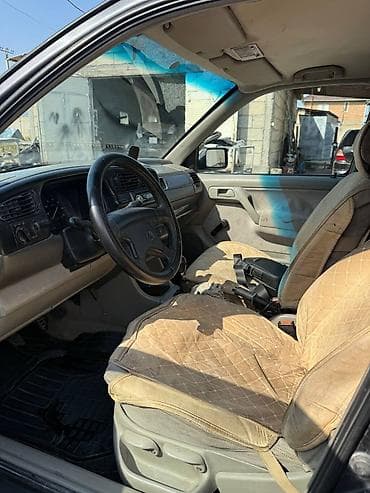 fix look: Volkswagen Vento: 1994 г., Седан — 7
