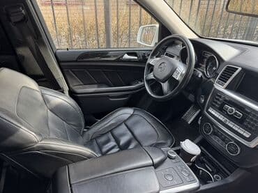 mersede: Mercedes-Benz GL-Class: 2013 г., 4.7 л, Автомат, Бензин, Внедорожник — 7