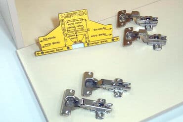 мебельный фурнитура: МШ-39. Мебельный шаблон для установки внутренних и накладных петель — 2