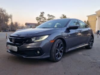 с связи с переездом: Honda Civic: 2019 г., 2 л, Вариатор, Бензин, Седан — 6
