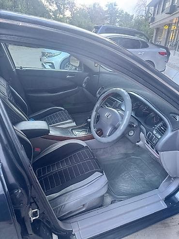 Honda Inspire: 1999 г., 2.5 л, Автомат, Бензин — 8