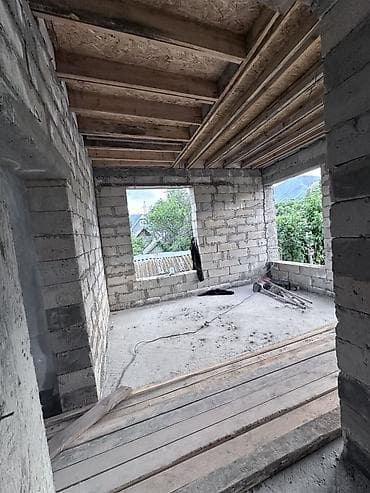 Продаётся недостроенный дом с мансардным этажом и панорамными видами at lalafo.kg Продаётся недостроенный дом с мансардным этажом и панорамными видами