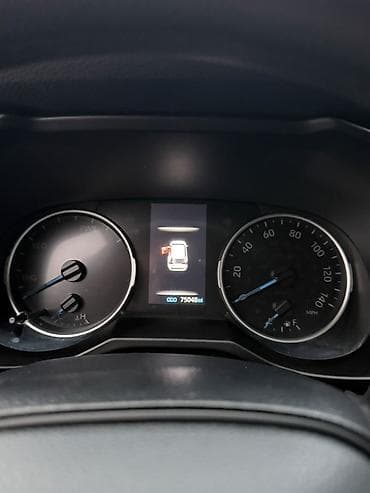 рафия: Toyota RAV4: 2019 г., 2.5 л, Вариатор, Гибрид, Кроссовер — 4