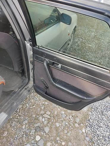 с4 2 6: Audi 100: 1991 г., 2.3 л, Механика, Бензин, Седан — 8