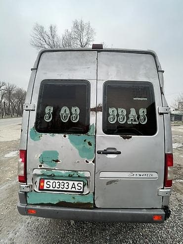 наклейка на авто: Легкий грузовик, Mercedes-Benz — 4