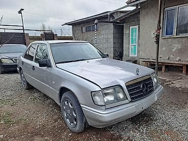 w210 3 2: Mercedes-Benz E-Class: 1991 г., 2.2 л, Механика, Бензин, Седан — 1