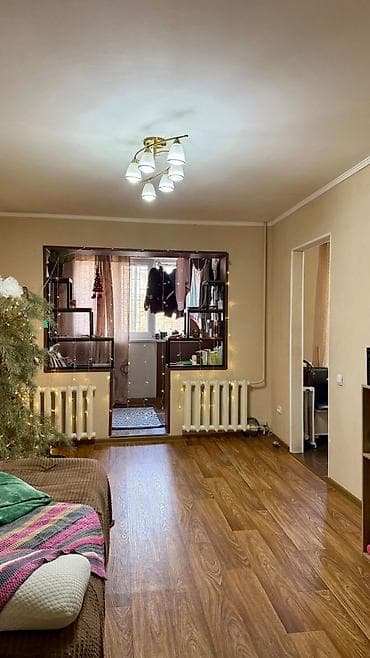 3 комнаты, 58 м², 104 серия, 1 этаж, Косметический ремонт