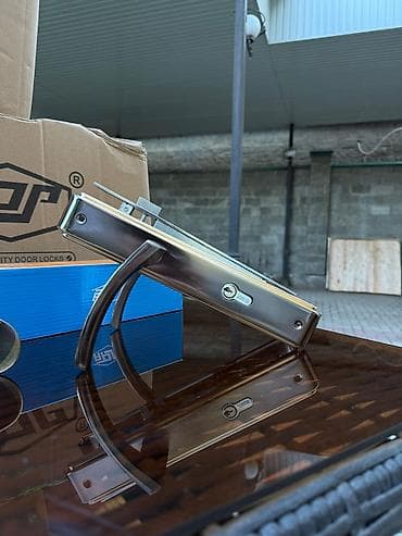 ручки с камнями для кухонной мебели: Дверная ручка, Для межкомнатных дверей, Металлические, Без установки — 6