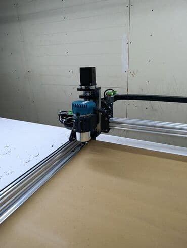 кромочный фрезер: Фрезерный станок с ЧПУ, Для деревообработки, Новый — 3