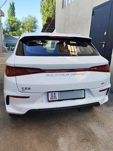 гонычные машины: BYD E2: 2024 г., 0.1 л, Автомат, Электромобиль, Кроссовер — 6