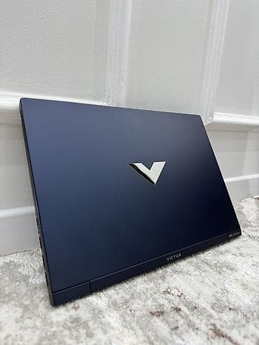 Игровой ноутбук HP Victus ноутбук как новый, хороший торг. Intel