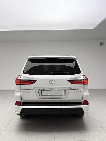 range over: Lexus LX: 2017 г., 5.7 л, Автомат, Бензин, Внедорожник — 7