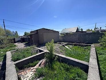 гараж будка: Продаётся времянка с участком, в жилмасиве Ак-босого,первая линия со — 8