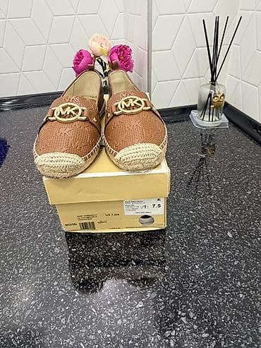 Босоножки, 37.5, Michael Kors, Новый, цвет - Коричневый, Самовывоз — 1