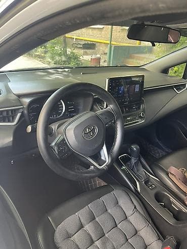 corolla runx: Toyota Levin: 2020 г., 1.8 л, Гибрид, Седан — 5