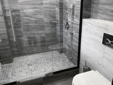 суточный дом в бишкеке: 1 бөлмө, Душ кабинасы, Жаздык, жууркан-төшөк каптары, Кондиционер — 8