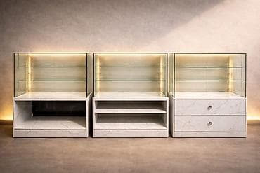 бутике: Витринные стеллажи и прилавки для магазина/шоурума Комплект торговых — 2