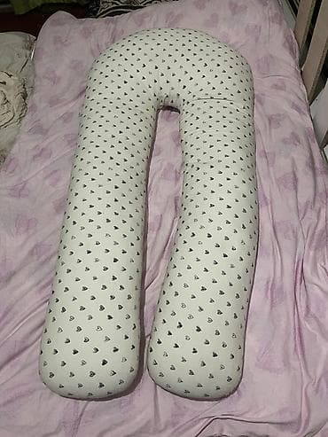 U‑образная подушка для сна и поддержки тела. - Форма: U‑образная