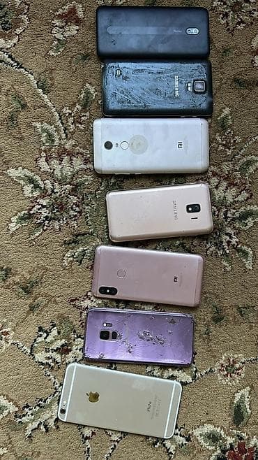 samsung fold2: Отдам всё вместе почти все рабочие отдам всё вместе за 2500сом айфон — 1