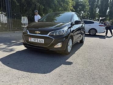 Продажа авто: Chevrolet Spark: 2019 г., 1 л, Вариатор, Бензин, Хэтчбэк — 2