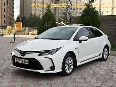 Toyota Corolla: 2021 г., 1.8 л, Автомат, Гибрид, Седан — 7