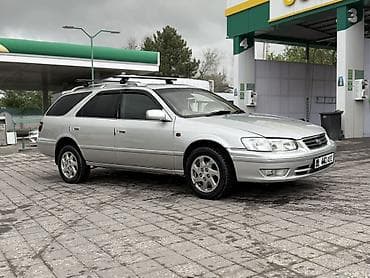 Toyota Camry: 2001 г., 2.2 л, Автомат, Бензин, Универсал