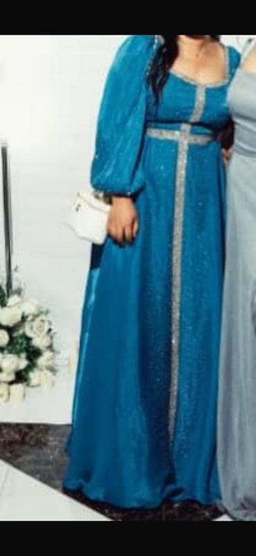 Айымдардын кийими: Вечернее длинное платье насыщенного бирюзово-синего цвета. - Фасон — 1