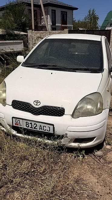 Транспорт: Toyota Vitz: 2003 г., 1.3 л, Автомат, Бензин, Хэтчбэк — 2