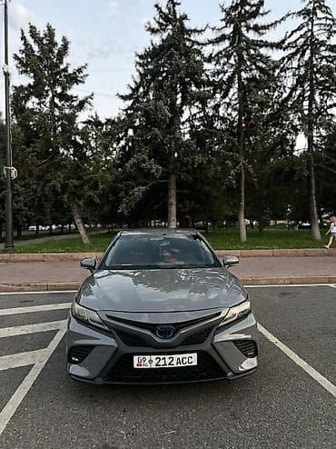 byd e2 2022: Toyota Camry: 2019 г., 2.5 л, Автомат, Гибрид, Седан — 3
