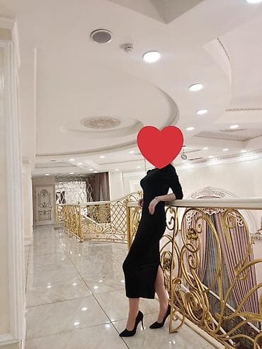 платье бархатное: Черное бархатное платье миди - Материал: мягкий бархат с благородным — 2