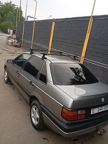 golf iv: Volkswagen Passat: 1990 г., 1.8 л, Ручные, Бензин, Седан — 5