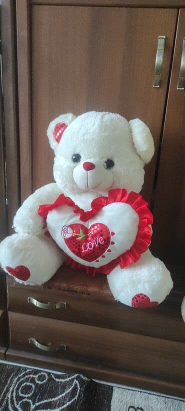 мягкая игрушка с пледом внутри: Большие 50см. мягкие игрушкив отличном состоянии, За шт.Лучший — 1