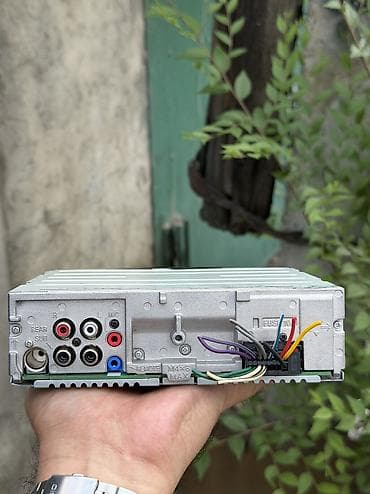 Техника и электроника: В продаже оригинальная привозная магнитола Sony N4280BT. Штекер в — 2