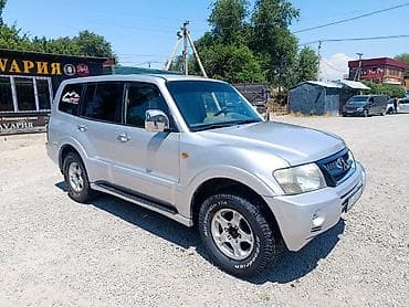 Mitsubishi Pajero: 2000 г., 3 л, Автомат, Бензин, Внедорожник — 1