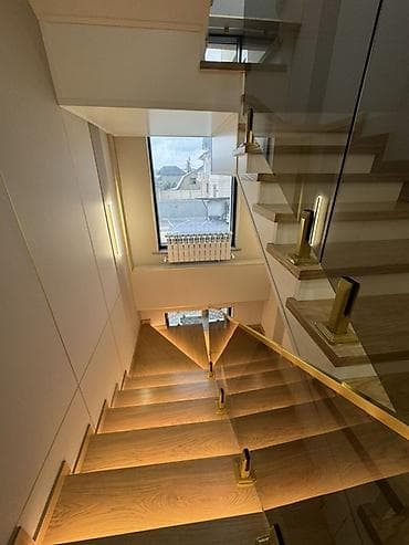 жк радуга продажа квартир: Таунхаус с современной архитектурой и дизайнерской отделкой. 7 комнат — 6