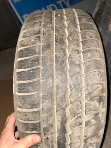 225/50 R17