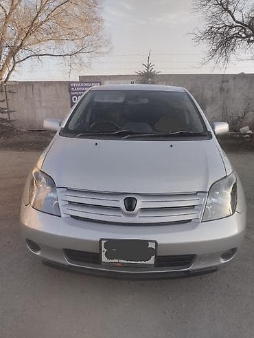 kia sit: Toyota Ist: 2003 г., 1.5 л, Автомат, Бензин, Хэтчбэк — 2