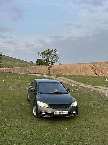 civik: Honda Civic: 2007 г., 1.6 л, Вариатор, Бензин, Седан — 9