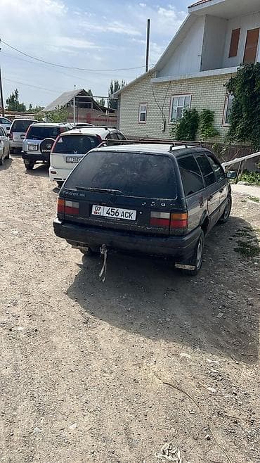 Унаа: Volkswagen Passat: 1992 г., Универсал — 2